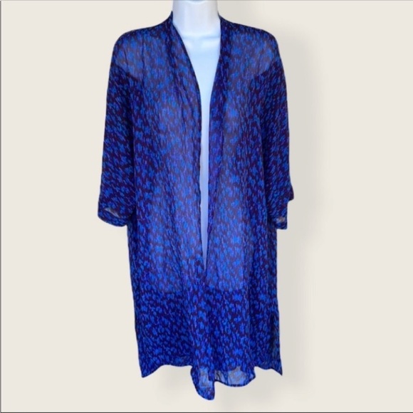 ANA Blue Sheer Beach Vacation Pull cover up sheer
Size Med - Picture 9 of 10